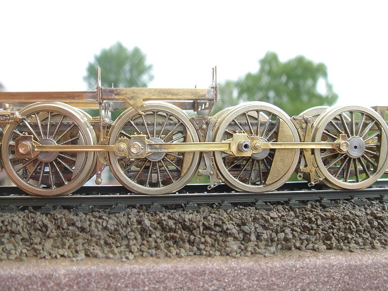 Die Kuppelschrauben werden noch geändert