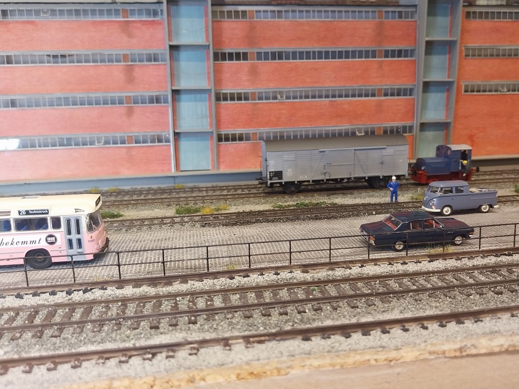 Bild 7 die Rotte läuft ein-min.jpg