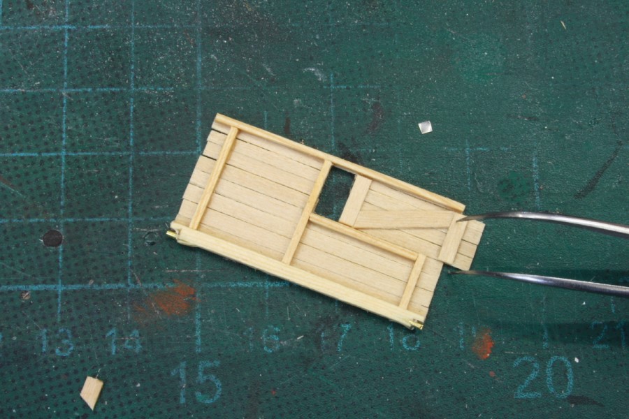 Scheunentor und Tür.JPG