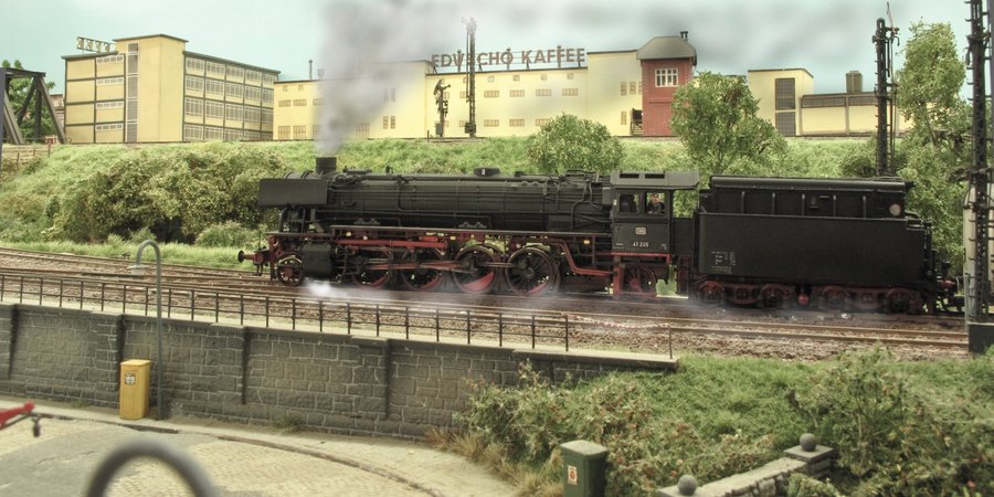 Unsere Geschichte_50_30x45_A0E_ls.jpg